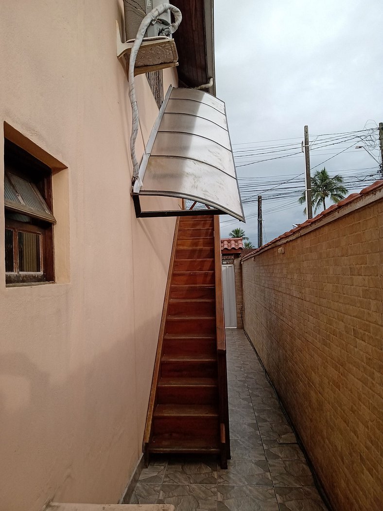 Deoclécio Casa com Piscina e Churrasqueira