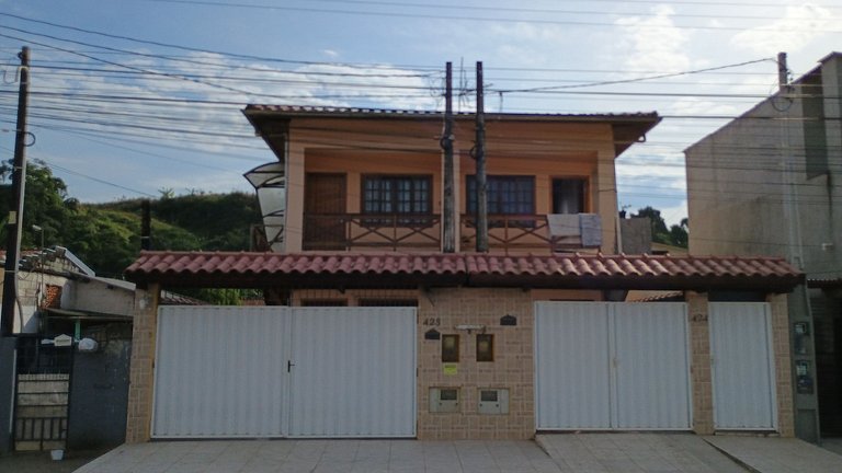 Deoclécio Casa com Piscina e Churrasqueira